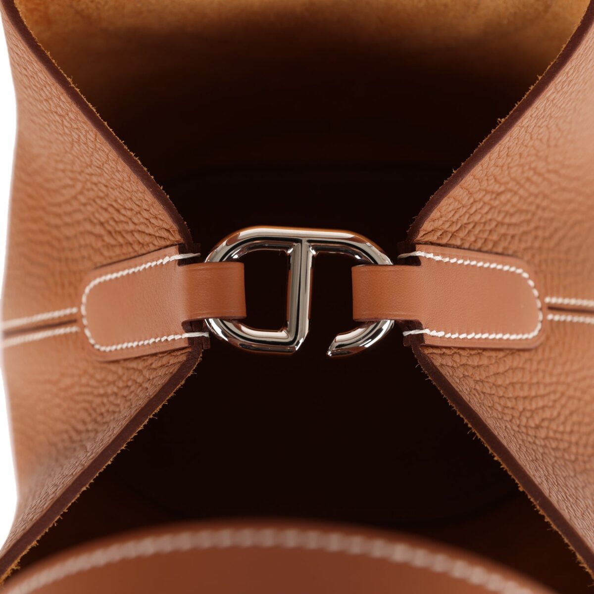 Hermès In-The-Loop 18 Gold Clemence and Swift Gold Hardware - Image 7